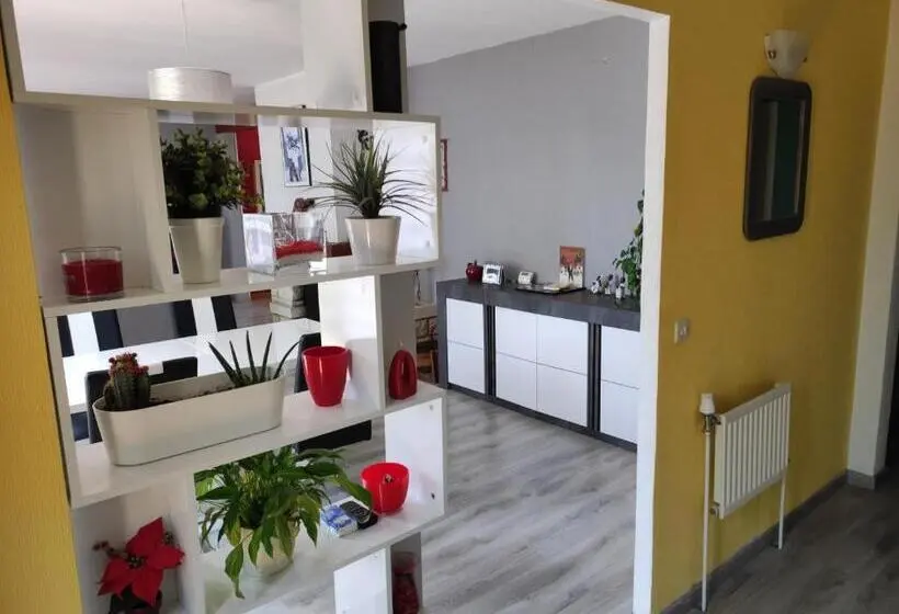 Huoneisto 1 Makuuhuone, Maison D Hôtes Naturiste