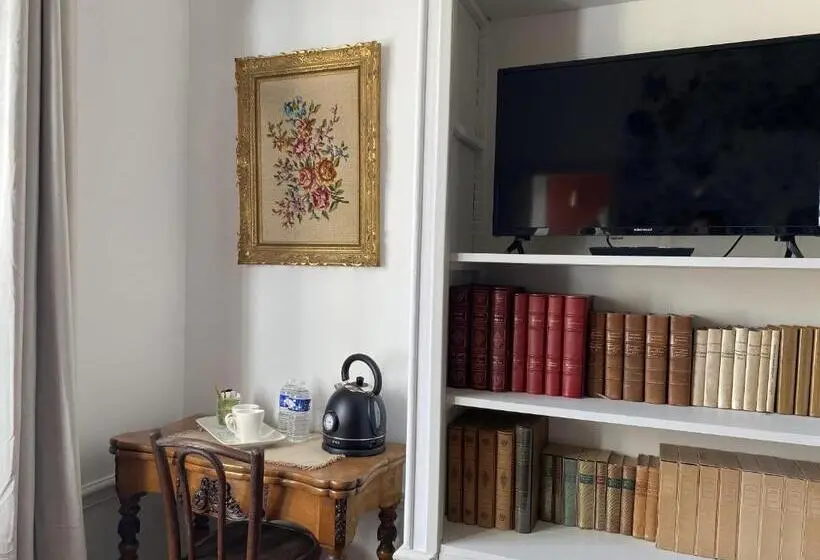 Basic-huone, Maison Prieuré