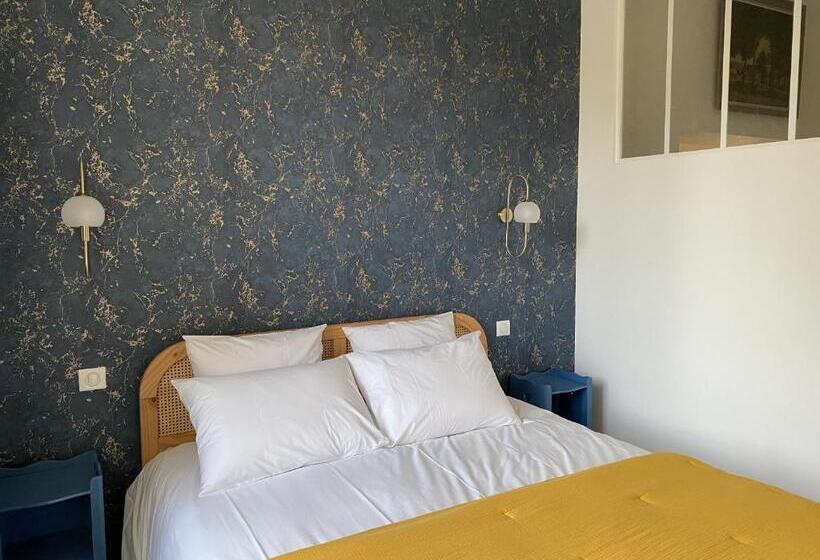 오두막, Maison Prieuré