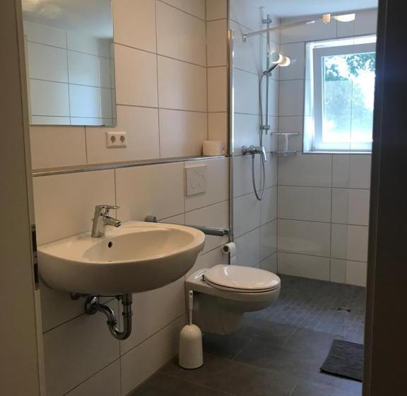 غرفة قياسية فردية حمام مشترك, Pension Grüner Baum