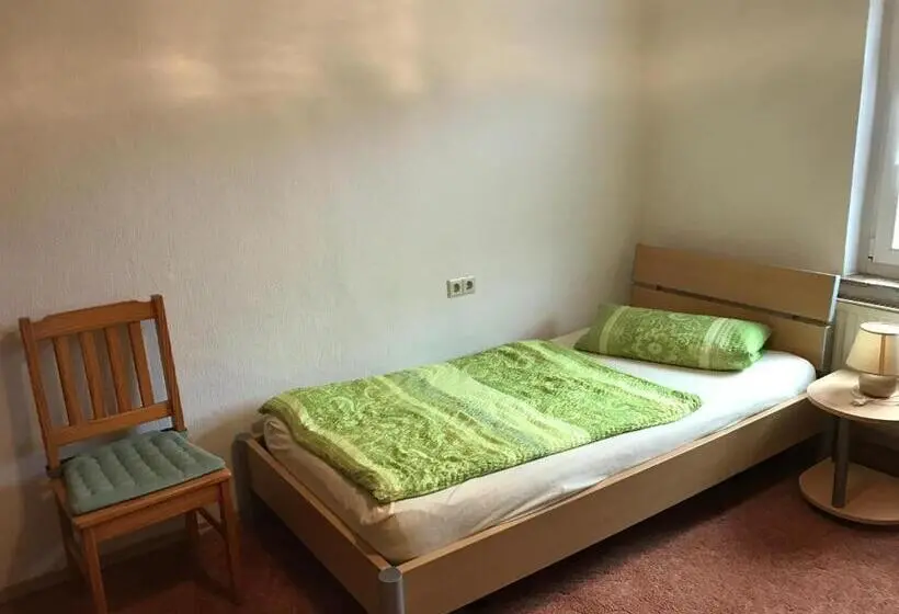スタンダードシングルルーム, Pension Grüner Baum