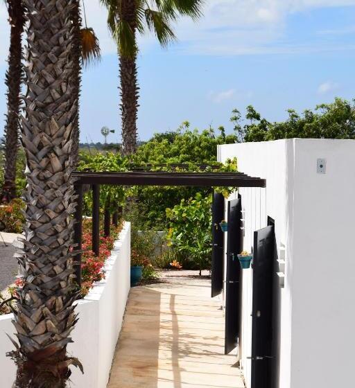 سوئیت با تخت بزرگ, Saint Joris A Tiny Boutique Resort