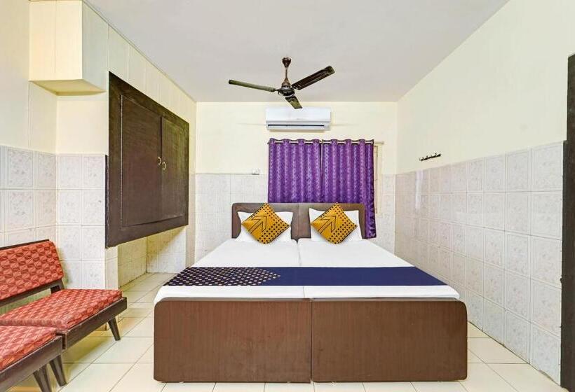 트리플 클래식 룸, Chanukya