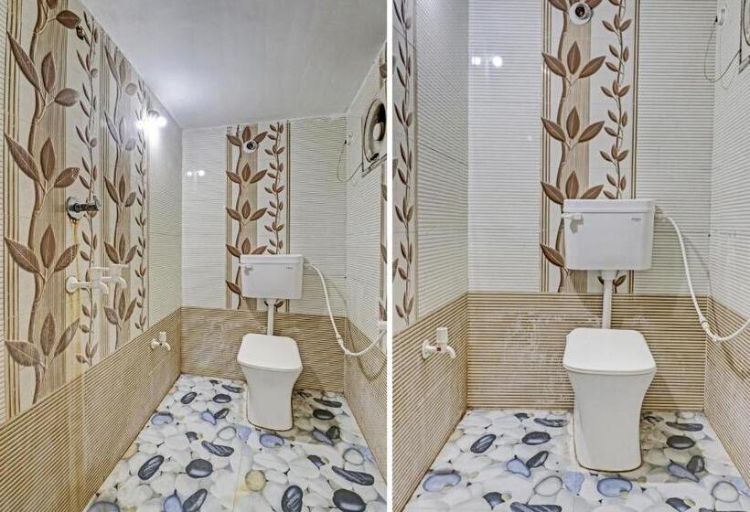 اتاق کلاسیک سه تخته, Spot On Hotel Ayush