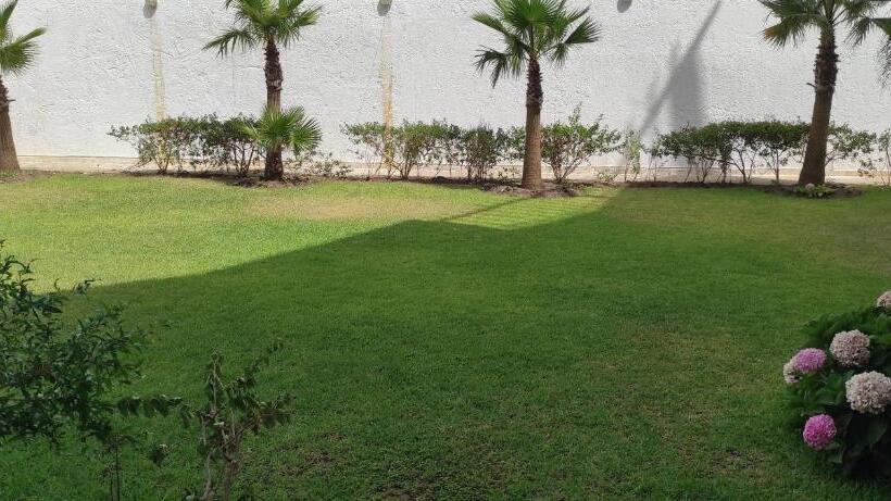 آپارتمان 1 خوابه با چشم‌انداز استخر, Appart Hôtel Cabo Negro M Diq   Piscine