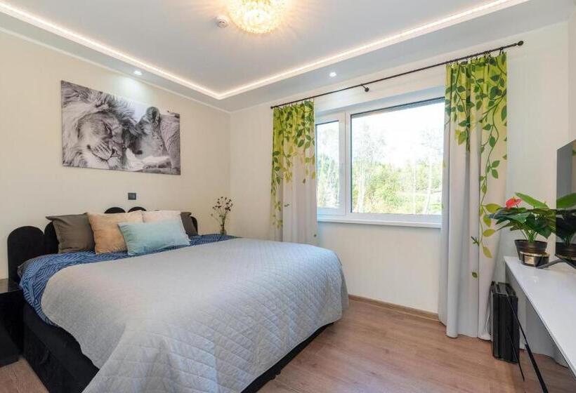 اتاق اکونومی, Ojakalda Puhkekeskus