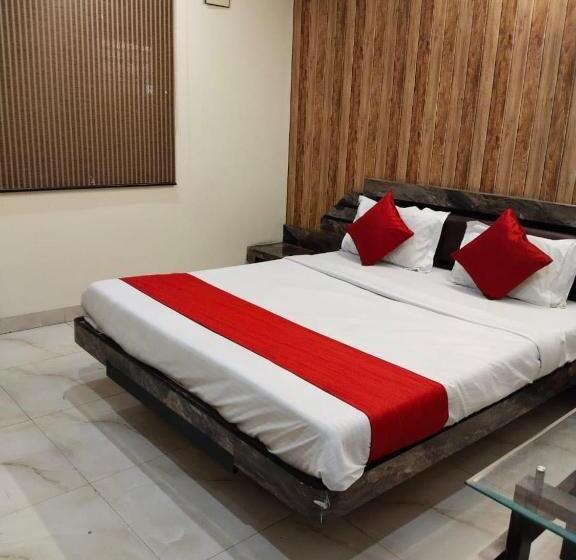 트리플 클래식 룸, Collection O 80999e Hotel Stay