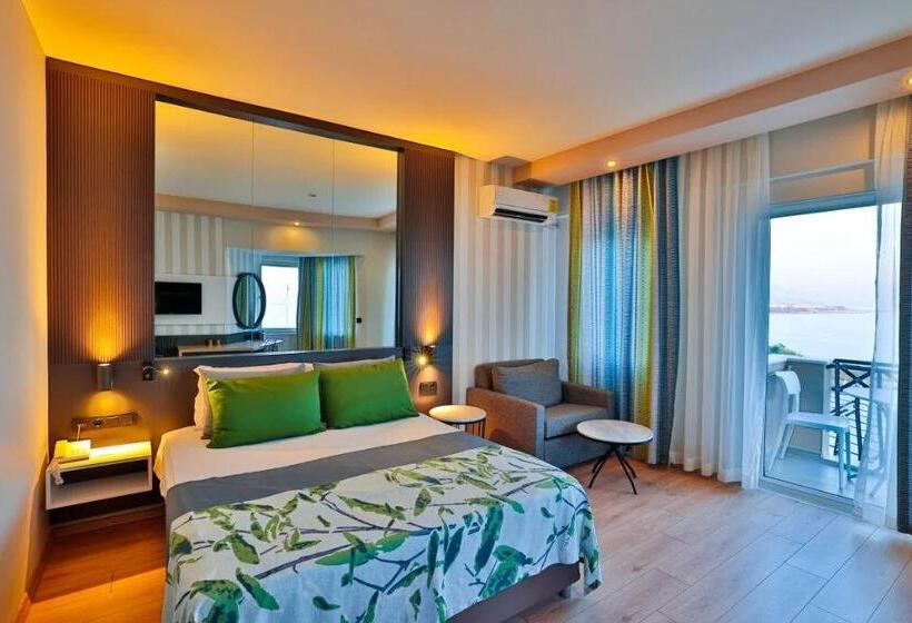 Quarto standard, Eos Beach Resort