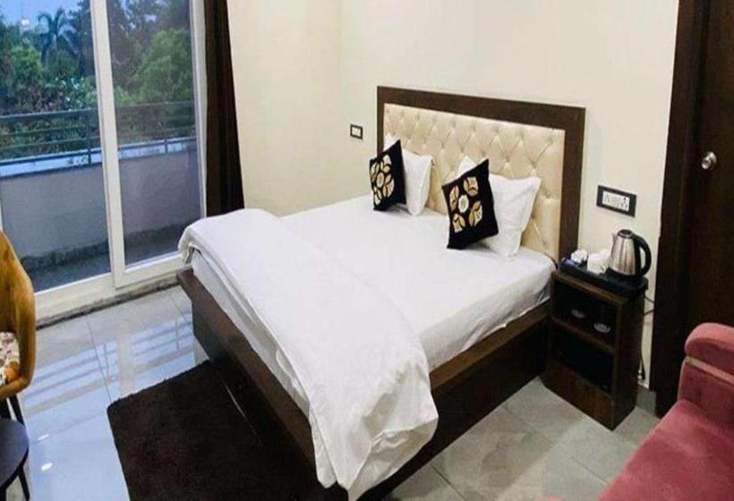 Deluxe Rum, Fabhotel Vihaan Residency