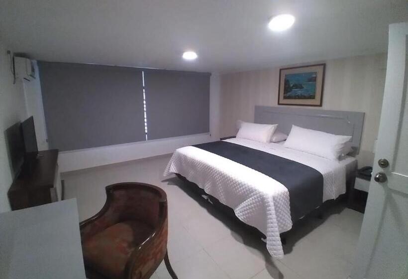 标准单人间, Ejecutivo Portoviejo