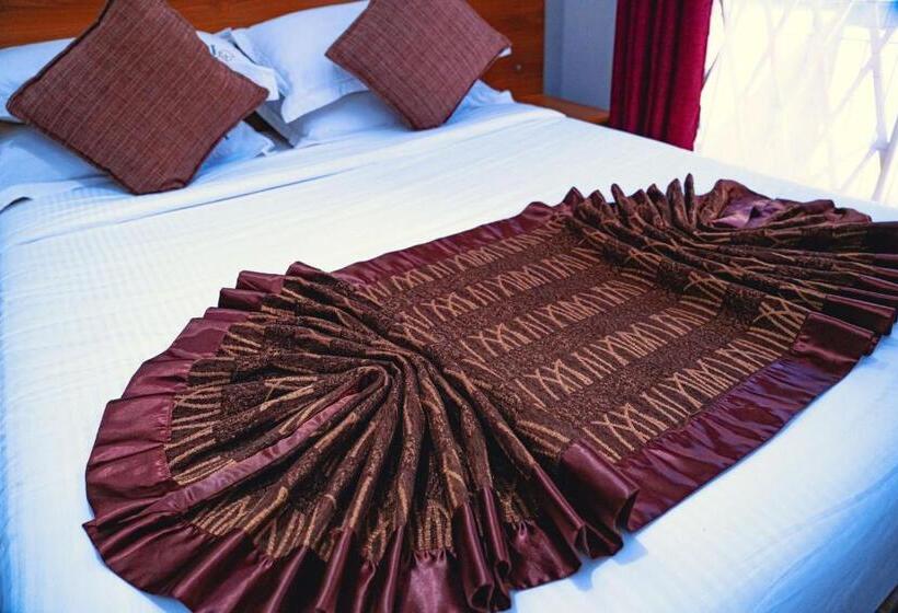 اتاق لوکس, Golden Quest