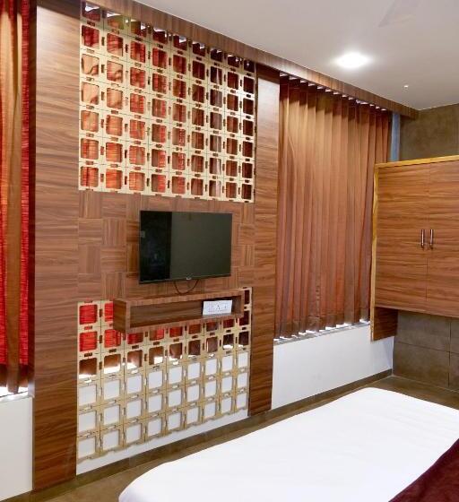 Номер Deluxe, Sweettime Restaurant And Banquet