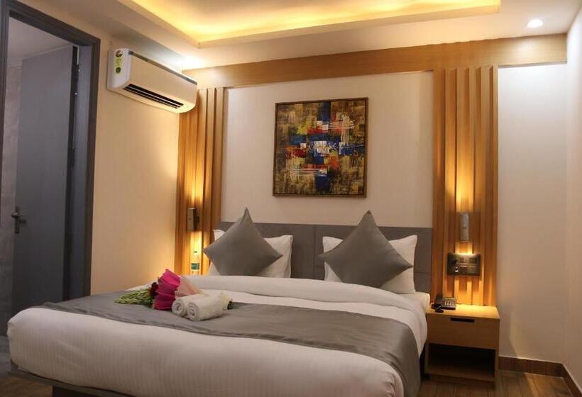 חדר דלוקס יחיד, The Habitare