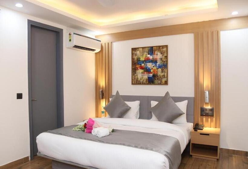 חדר דלוקס, The Habitare