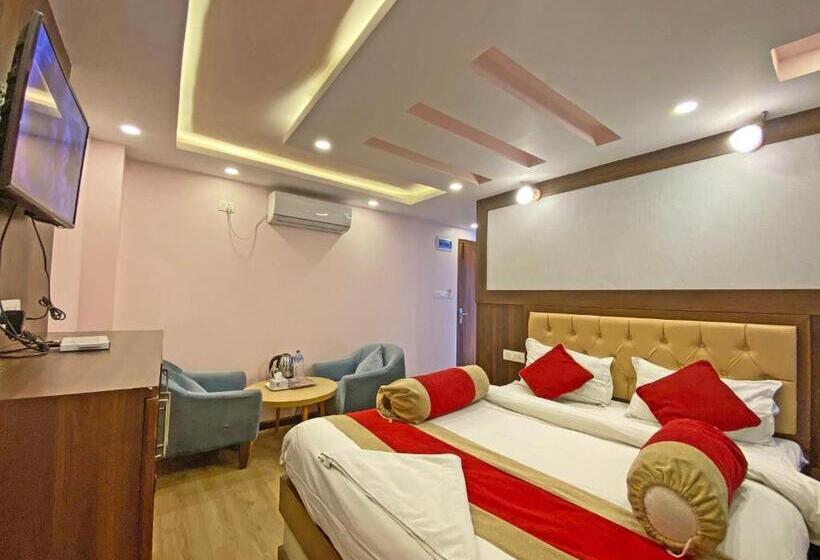 اتاق لوکس, White Rabbit