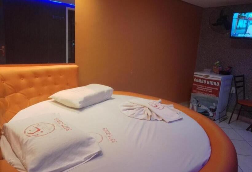 חדר דלוקס, L Motel 1001 Noites   Ceilândia