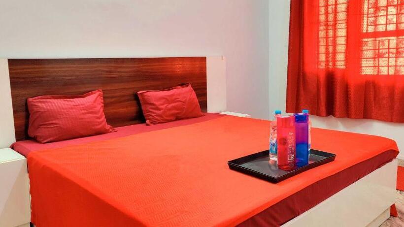 트리플 클래식 룸, Oyo Hotel Galaxy