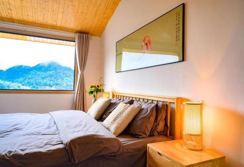 Family Suite, 云起山居庭院观景民宿