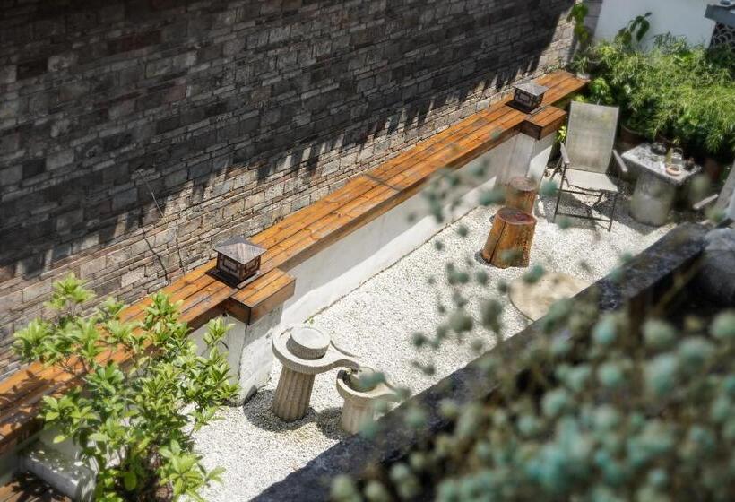 Family Suite, 云起山居庭院观景民宿