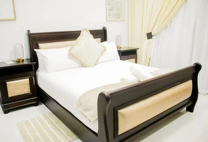 اتاق استاندارد با چشم‌انداز استخر, Pitikwe Hill Guesthouse