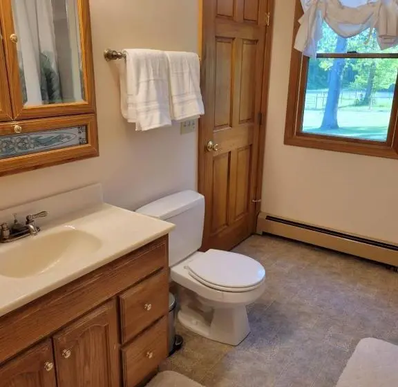 Standard-huone King-vuode, The Suite At Liberty Woods
