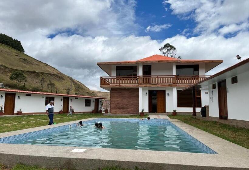 اتاق لوکس با بالکن, San Martin Resort