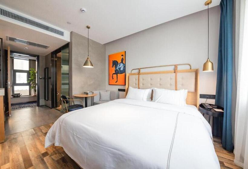 חדר סטנדרט, 银座佳驿精致酒店济南英雄山立交桥鲁能领秀城店