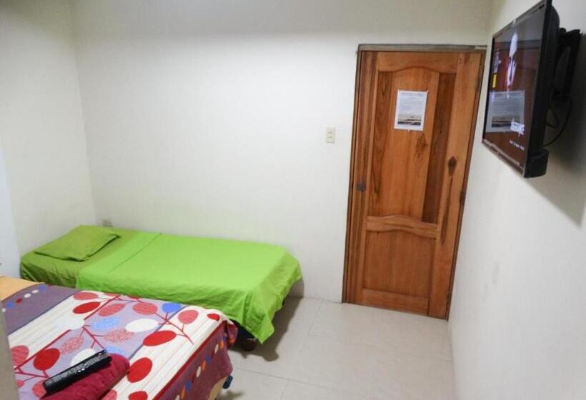 Quarto Triplo Basic, Habitaciones El Trébol