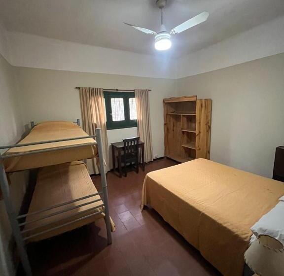 スタンダード４人部屋, Posada Del Bosque