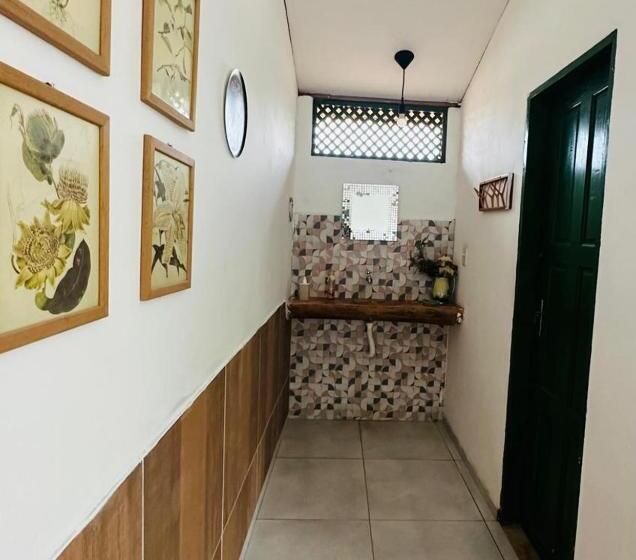 غرفة أساسية ثلاثية, Pousada Vila Matury