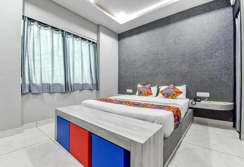 Deluxe-huone, Fabhotel Surya Palace