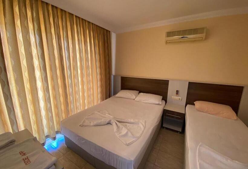 带1个卧室的带阳台的公寓, Dede Apart Otel