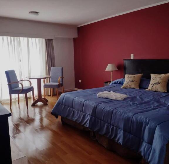 جناح جونيور مطلّ علي البحر, Atlántico Suites