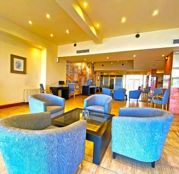 جناح جونيور, Atlántico Suites