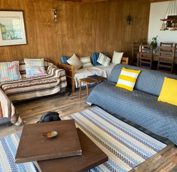 Deluxe Suite Sea View, Cabańas De La Ochi