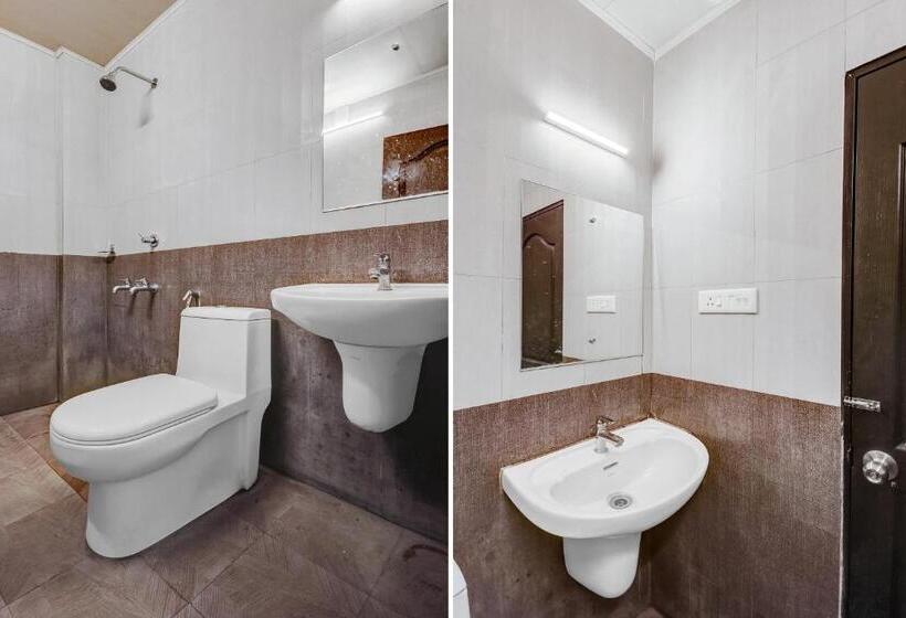 トリプルクラシックルーム, Kalapurackal Residency