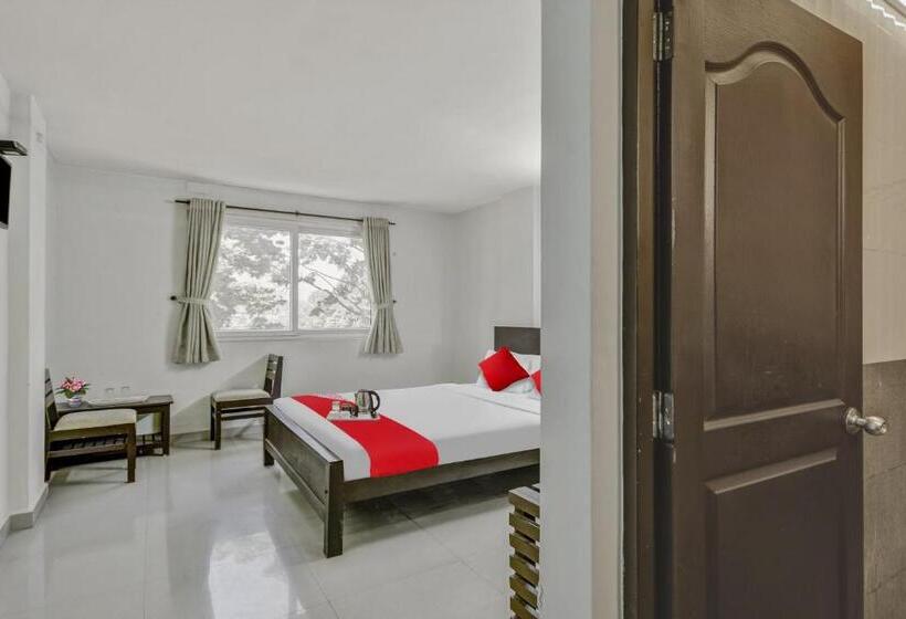 トリプルクラシックルーム, Kalapurackal Residency