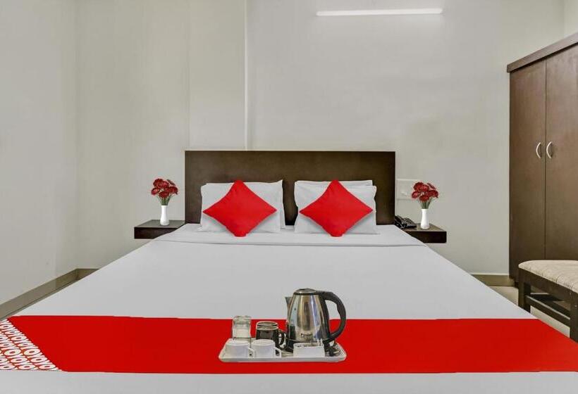 トリプルクラシックルーム, Kalapurackal Residency