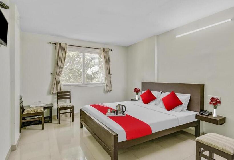 トリプルクラシックルーム, Kalapurackal Residency