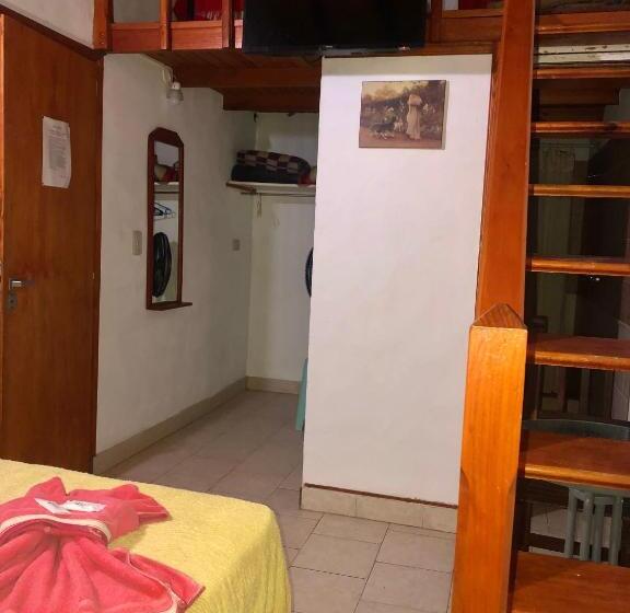 四人高级间, Luna Morena