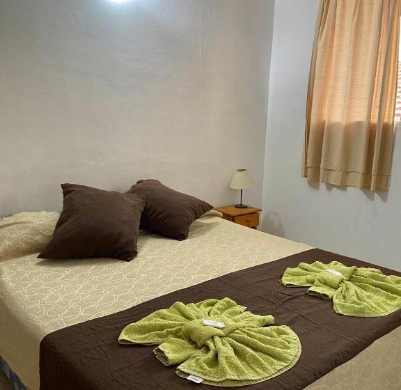 高级大房间, Luna Morena