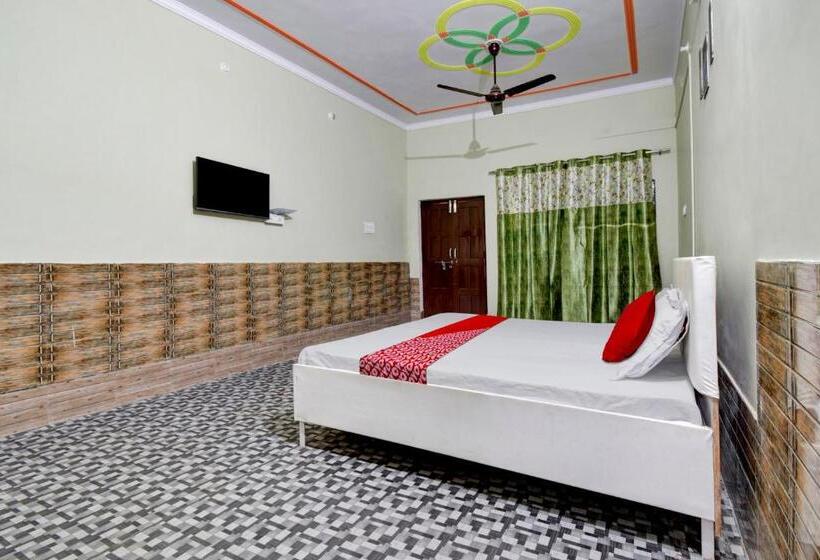 غرفة قياسية, Oyo Flagship Karan Leisure Stay Home