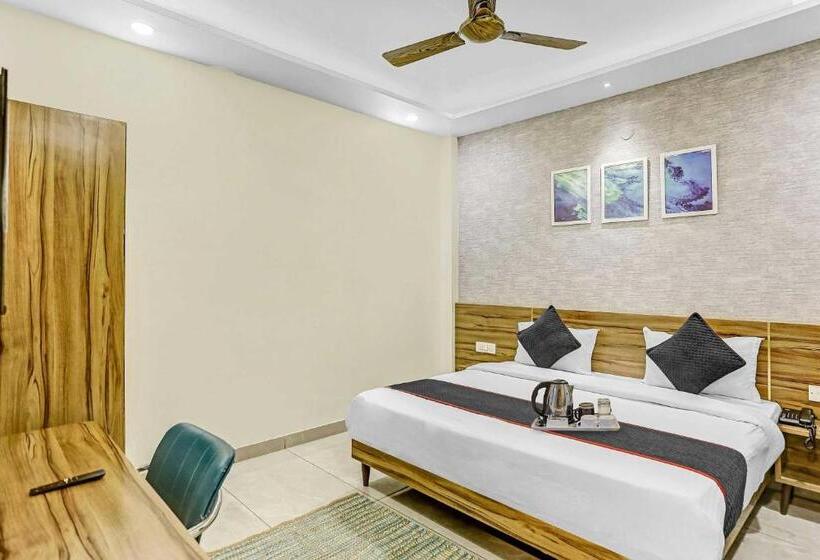 غرفة كلاسيكية ثلاثية, Townhouse 816 Diamond Tree Near Dilshad Garden Metro Station