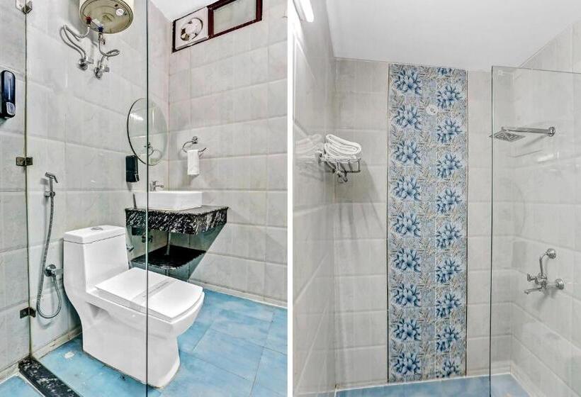 Quarto Triplo Clássico, Townhouse 816 Diamond Tree Near Dilshad Garden Metro Station