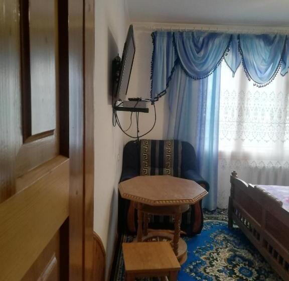 اتاق عادی, зима літо