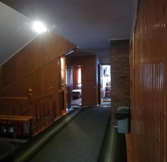 اتاق استاندارد, зима літо