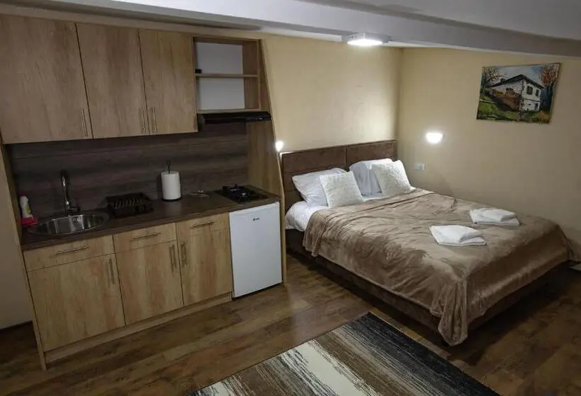 اتاق استاندارد چهار تخته, Apartmani Sp Jovanovic