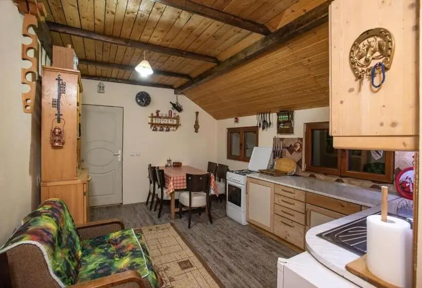 سوییت خانوادگی, Apartmani Sp Jovanovic