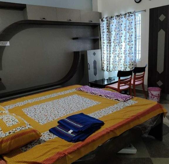 آپارتمان 1 خوابه, Oyo Home Krishna Bhawan