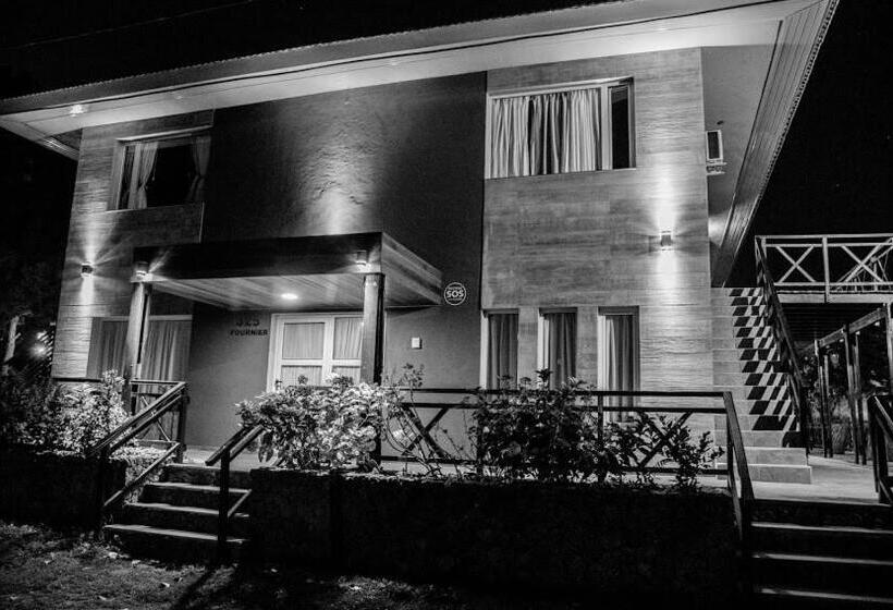 اتاق استاندارد با چشمانداز باغ, Aurelia